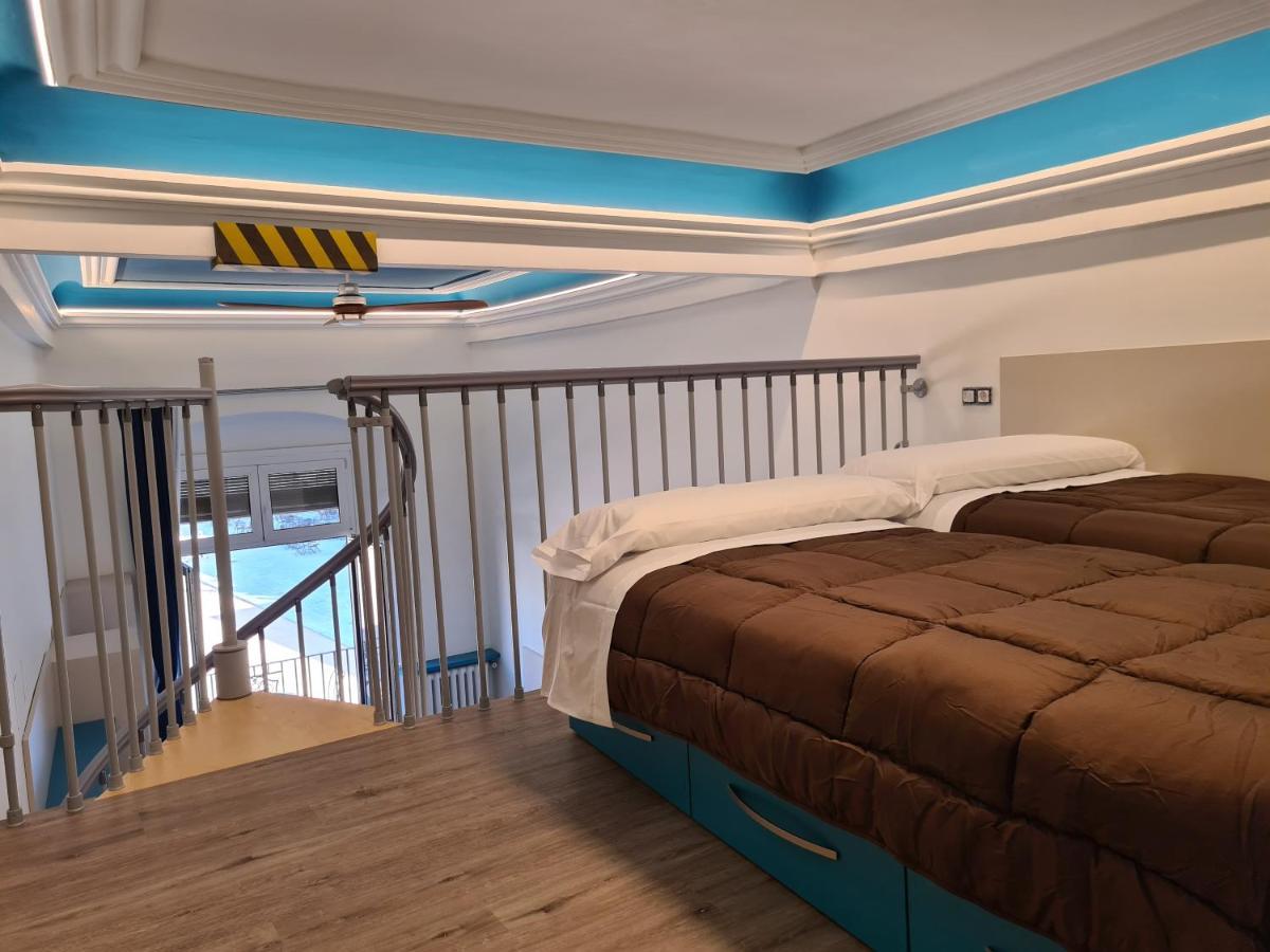 Apartaments Vicus 3 Con Vistas A La Plaza Mayor De Vic Kültér fotó